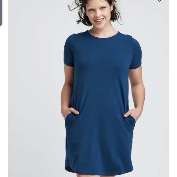 Universal Standard Halie t-shirt dress marine blue - Picture 3 of 9